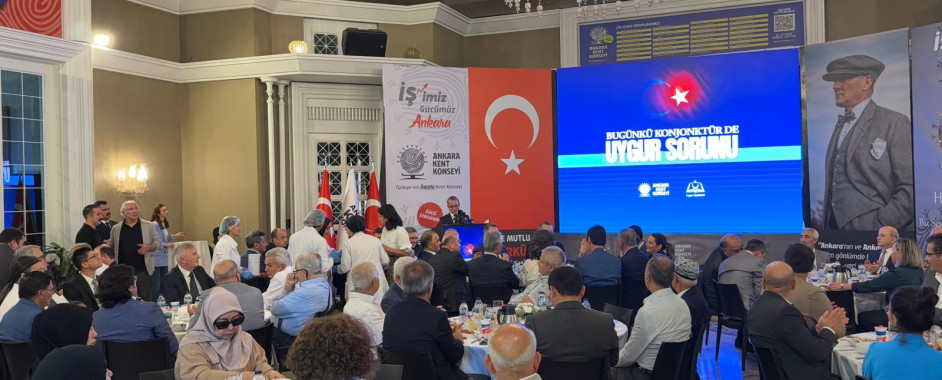 Ankara’da “Bugünkü Konjonktürde Uygur Sorunu Paneli” düzenlendi Ankara’da “Bugünkü Konjonktürde Uygur Sorunu Paneli” düzenlendi